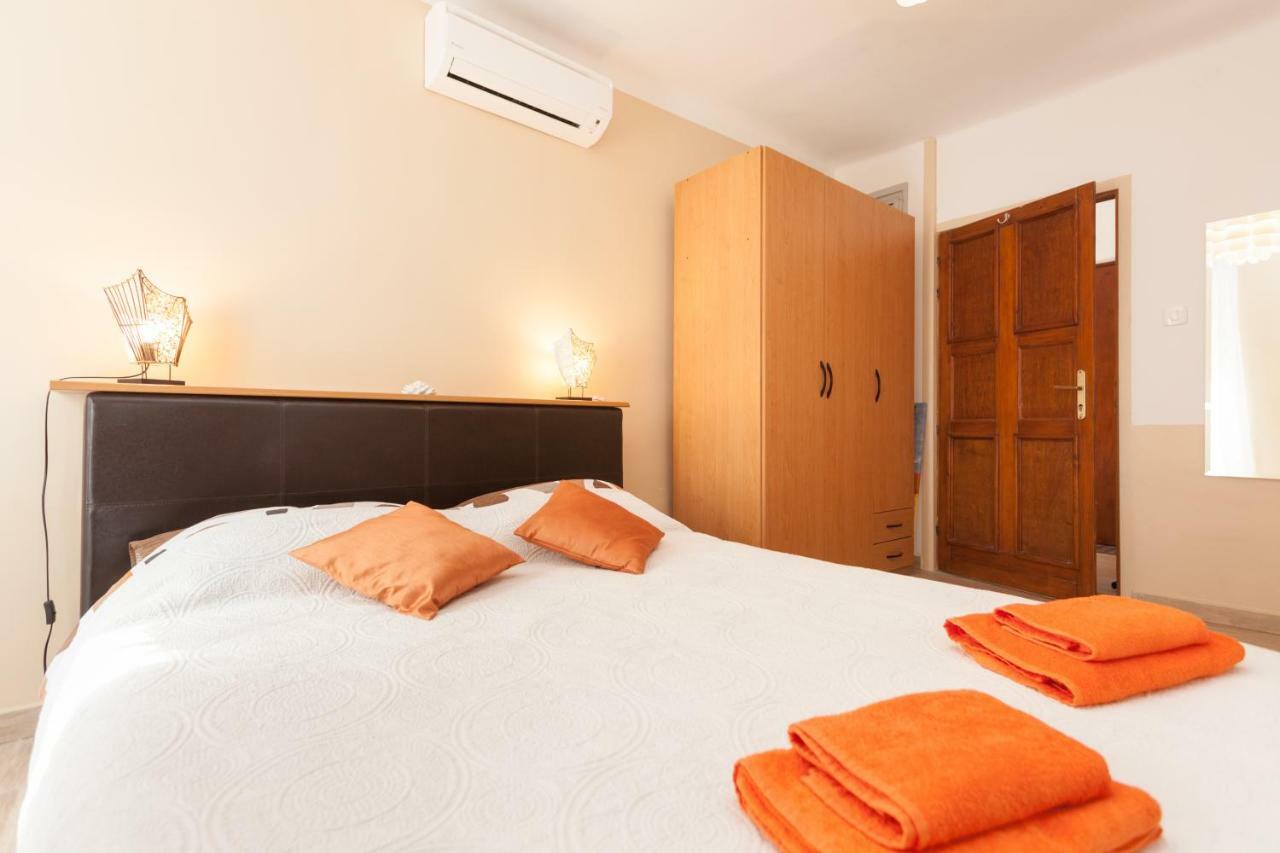 Nice Apartment In The City Center Rovigno Esterno foto